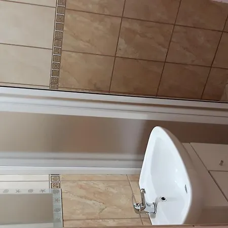 דירה Mano Apartman