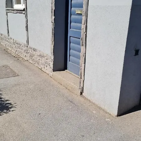 Mano Apartman